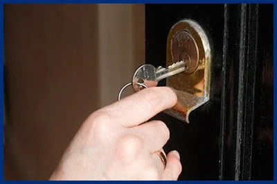 Advantage Locksmith Store Seattle, WA 206-886-3868 - 7-door-unlock
